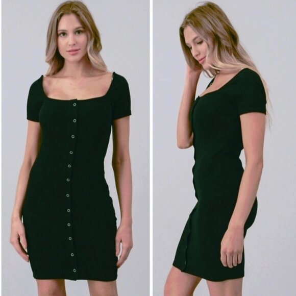 HEART & HIPS Super Soft Hunter Green Button Down Dress - Picture 3 of 6
